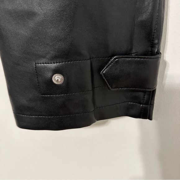 Aritzia Wilfred Vegan Leather Cargo Pant, High Waisted - Picture 7 of 15